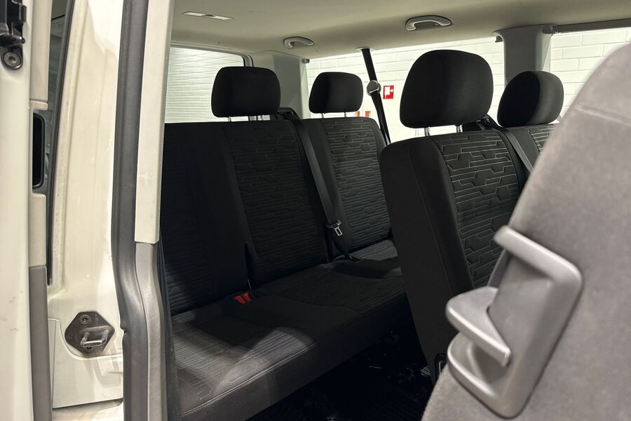 Volkswagen Caravelle vaihtoauto