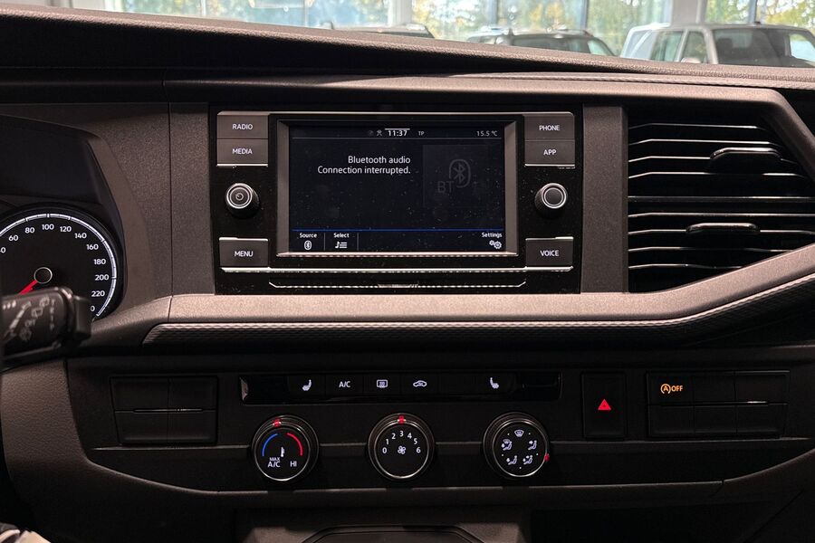 Volkswagen Caravelle vaihtoauto