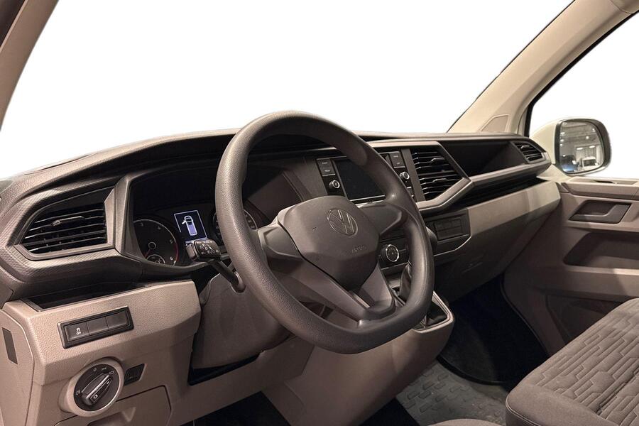 Volkswagen Caravelle vaihtoauto