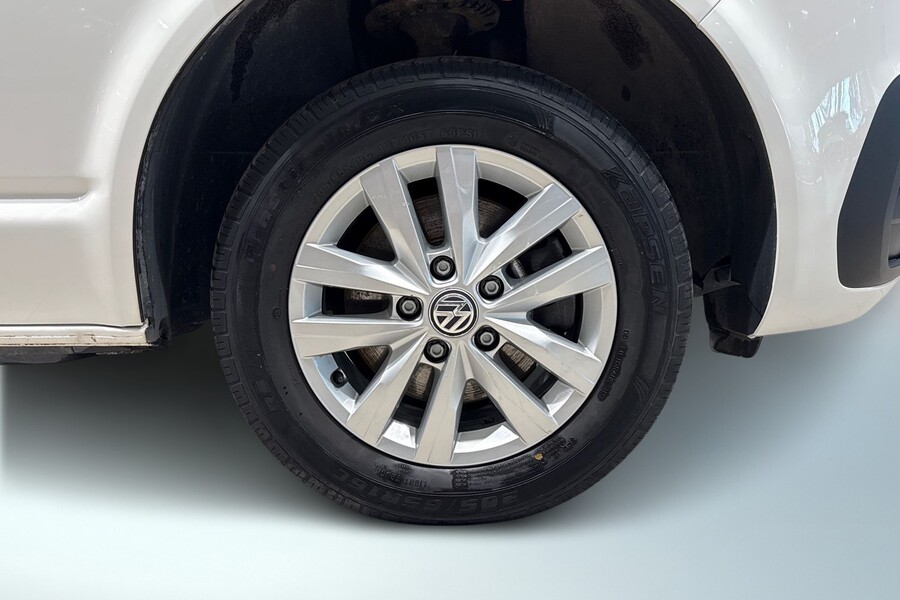 Volkswagen Caravelle vaihtoauto