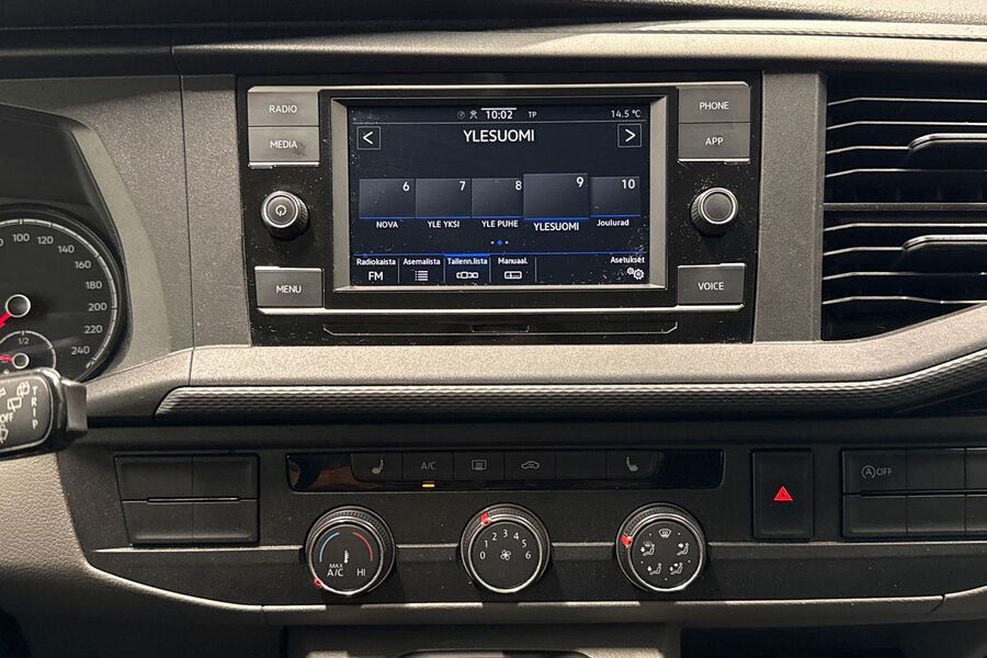 Volkswagen Caravelle vaihtoauto