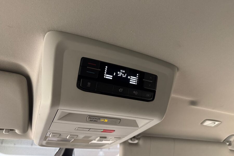 Volkswagen Caravelle vaihtoauto