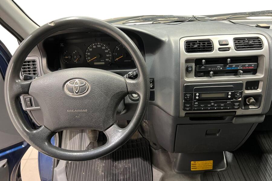 Toyota Hiace vaihtoauto