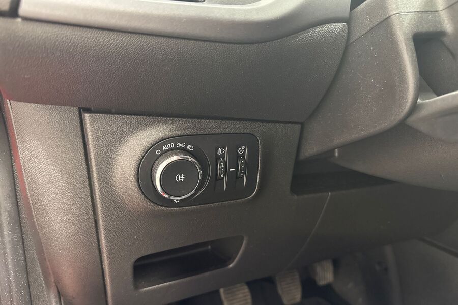 Opel Corsa vaihtoauto