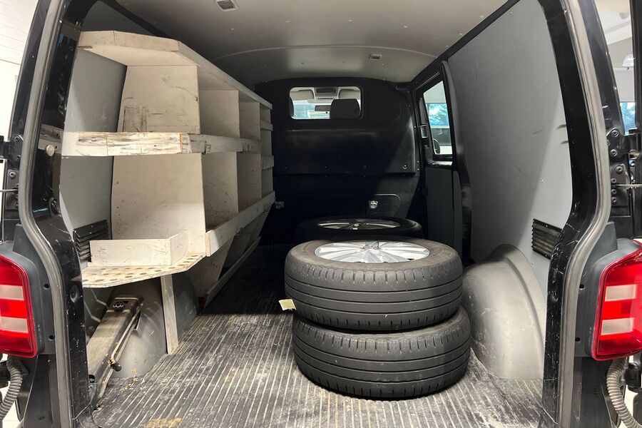 Volkswagen Transporter vaihtoauto