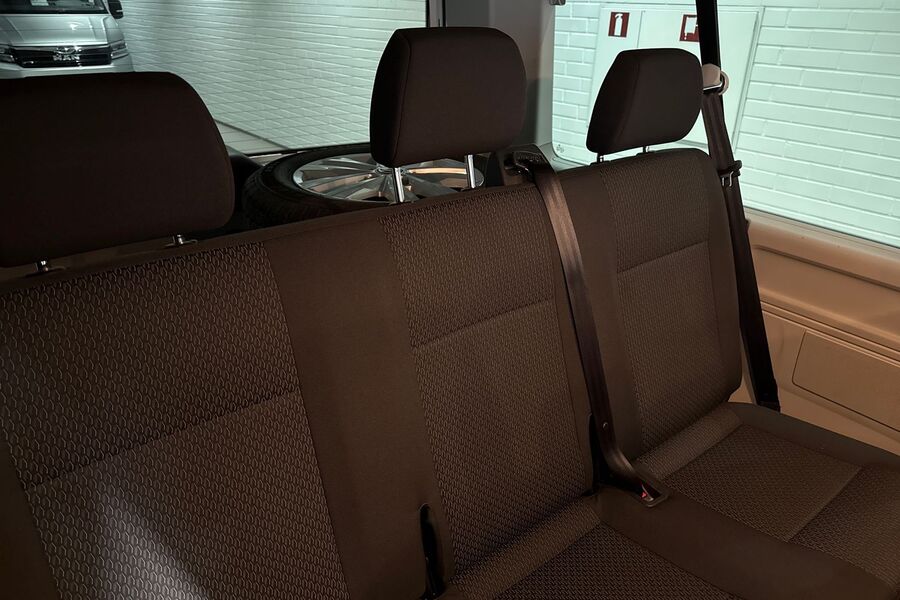 Volkswagen Caravelle vaihtoauto