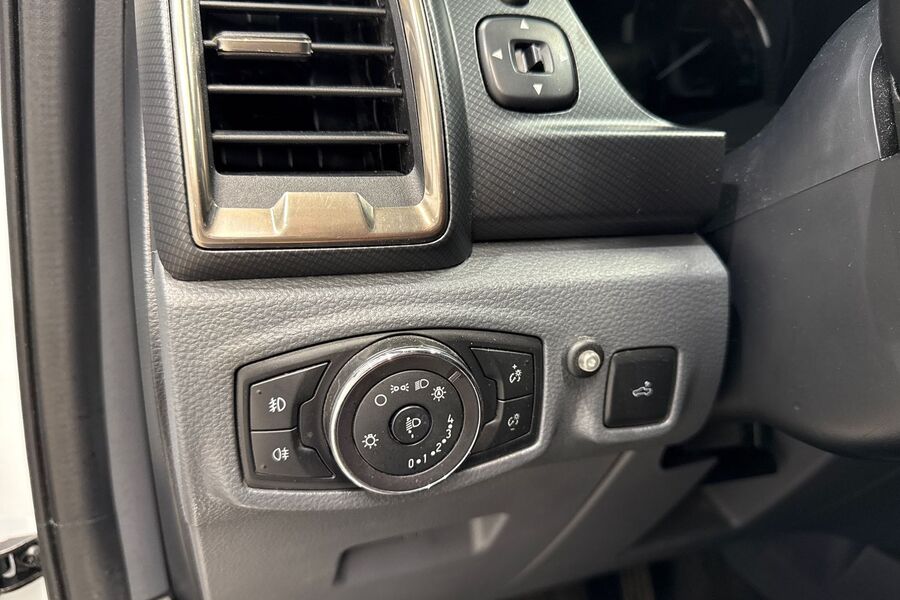 Ford Ranger vaihtoauto