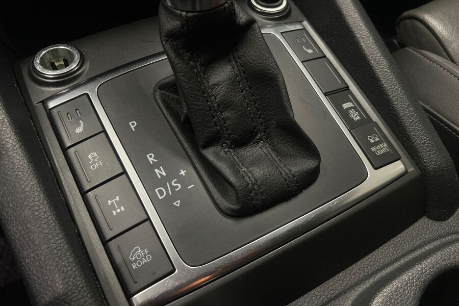 Volkswagen Amarok vaihtoauto