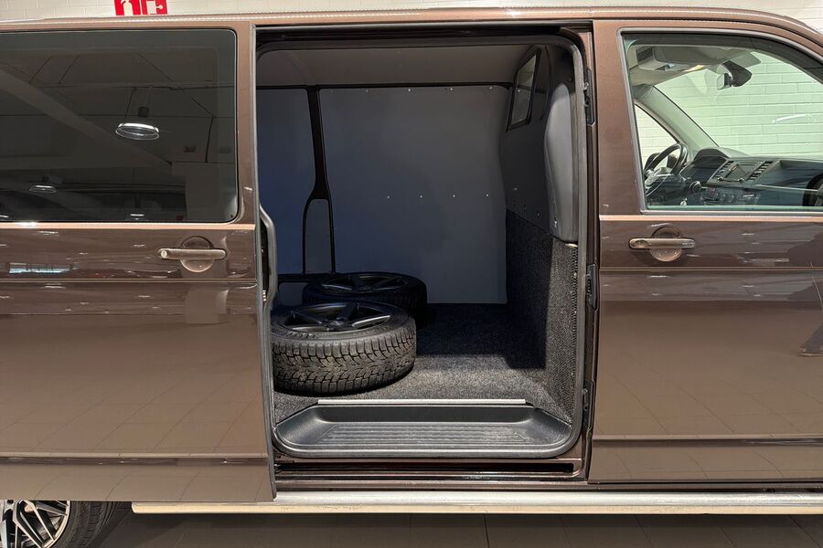 Volkswagen Transporter vaihtoauto