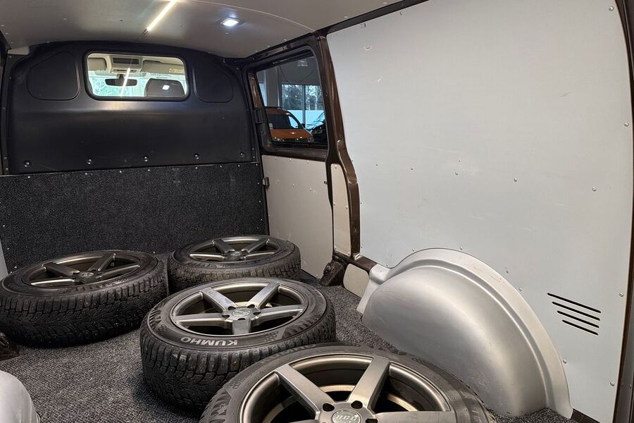 Volkswagen Transporter vaihtoauto