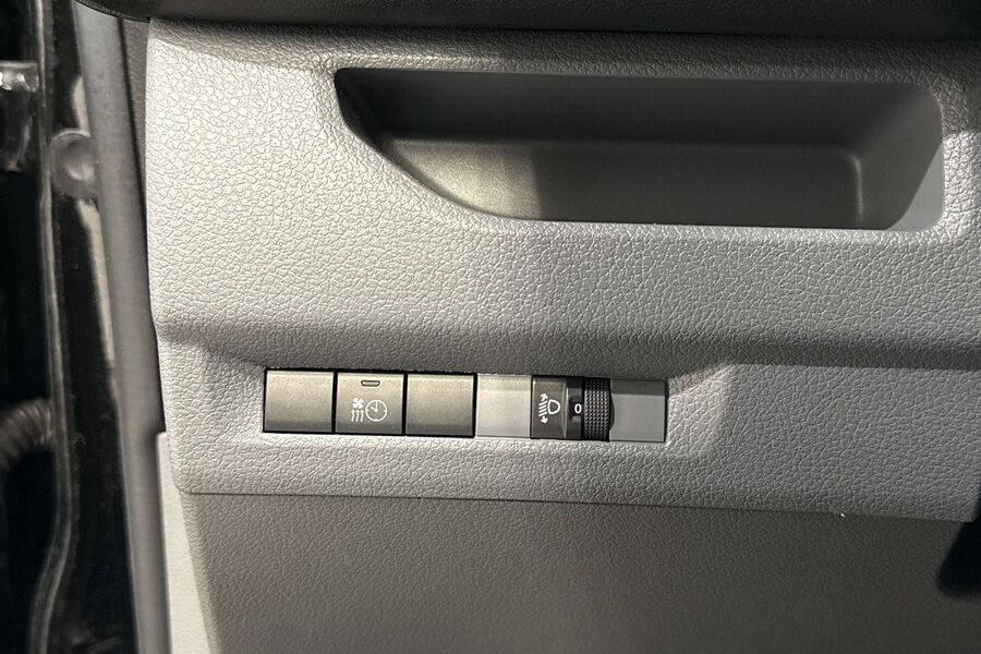 Opel Vivaro vaihtoauto