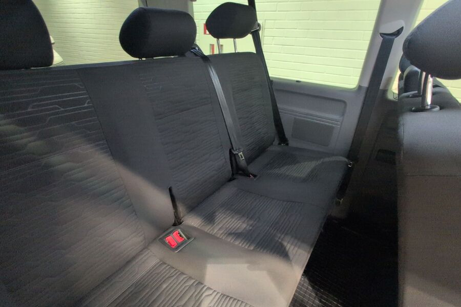 Volkswagen Caravelle vaihtoauto