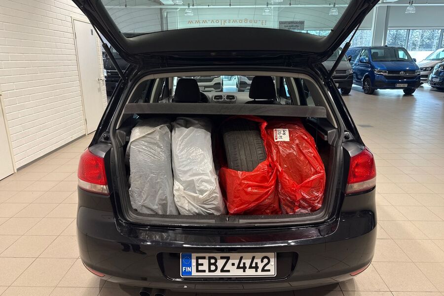 Volkswagen Golf vaihtoauto