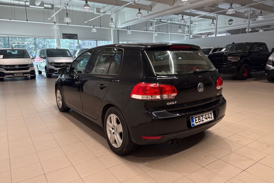 Volkswagen Golf vaihtoauto