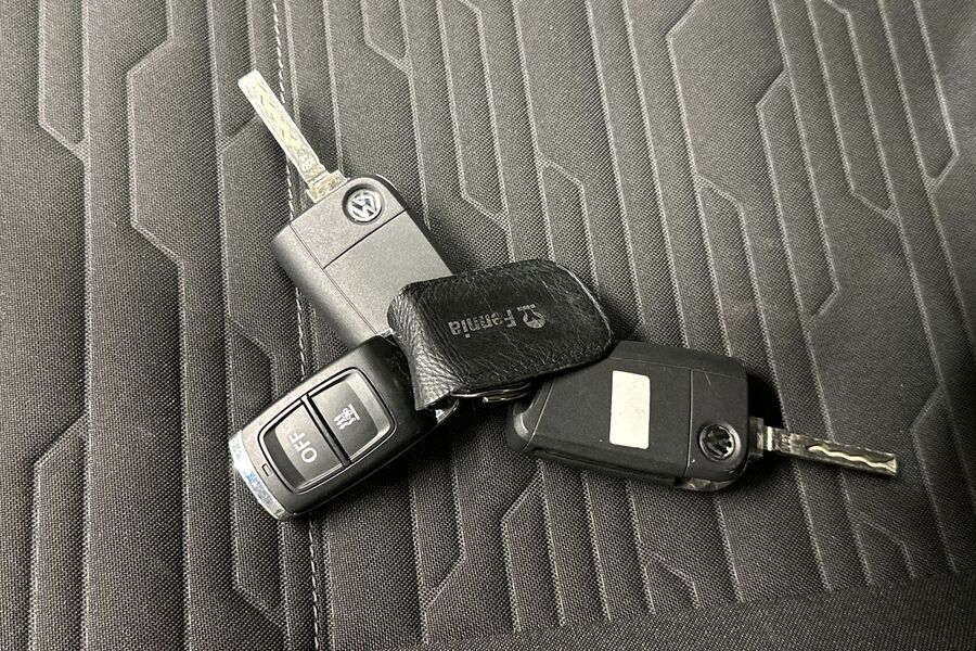 Volkswagen Caravelle vaihtoauto