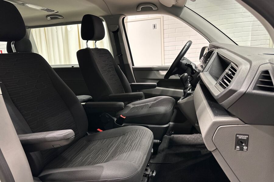 Volkswagen Caravelle vaihtoauto