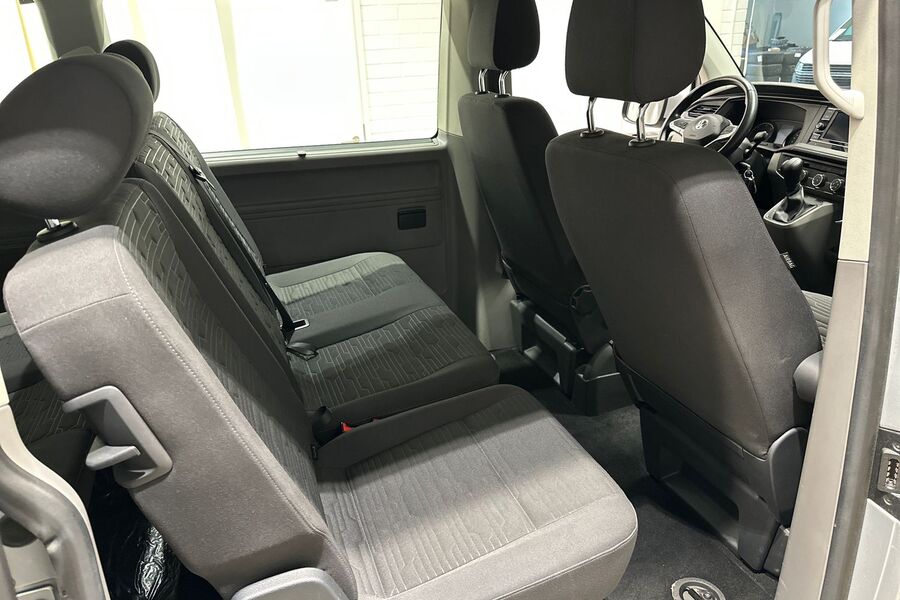 Volkswagen Caravelle vaihtoauto