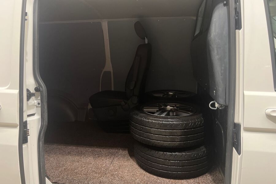 Volkswagen Transporter vaihtoauto