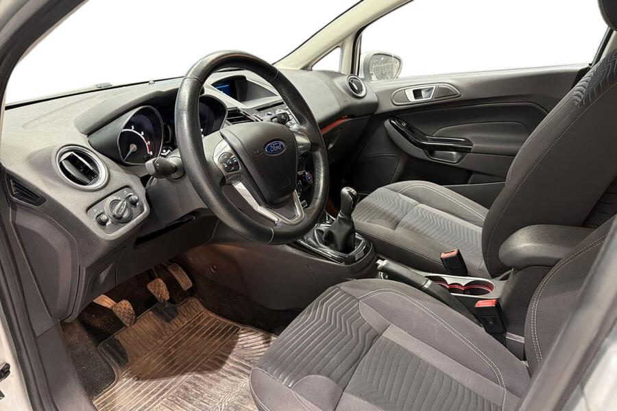 Ford Fiesta vaihtoauto