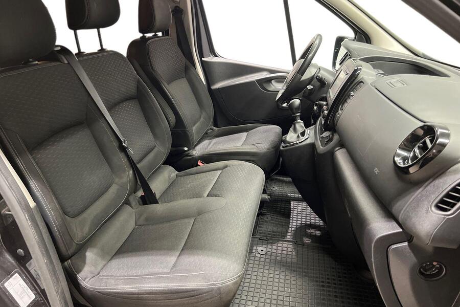 Opel Vivaro vaihtoauto