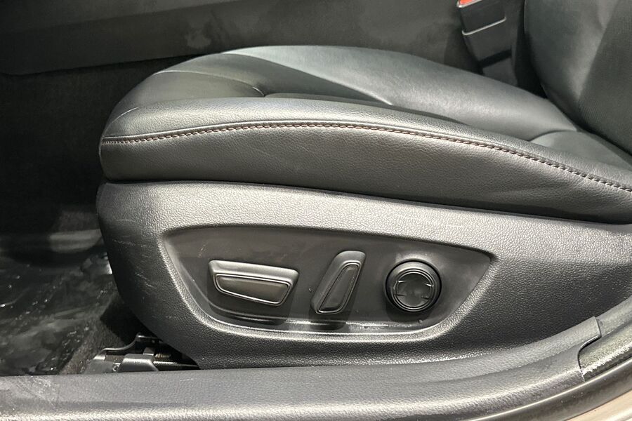 Toyota Camry vaihtoauto