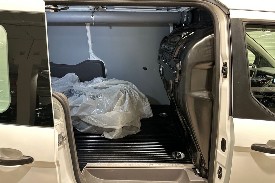 Ford Transit Connect vaihtoauto