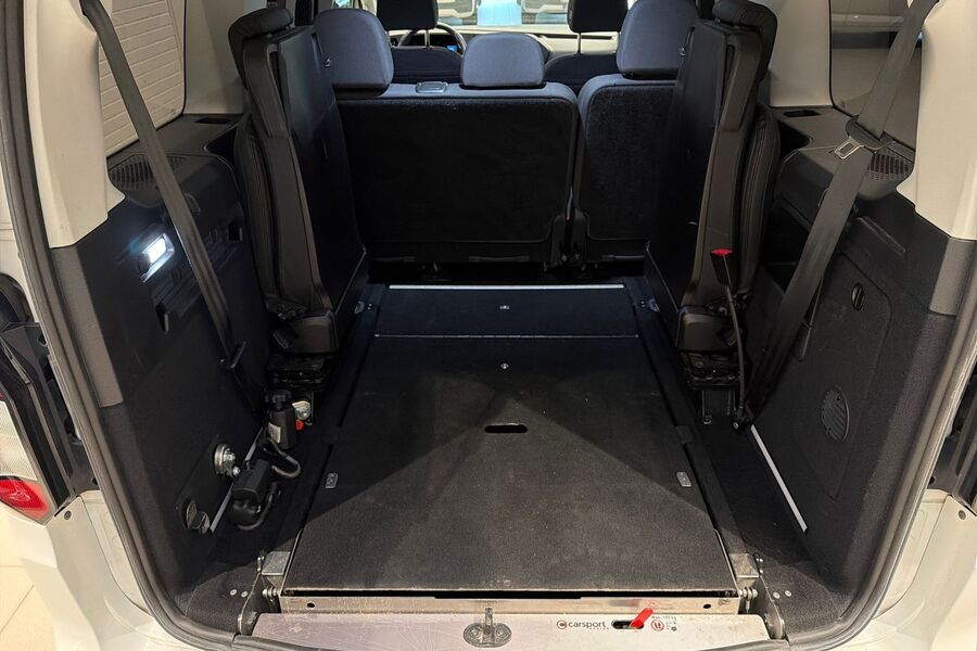 Volkswagen Caddy Maxi vaihtoauto