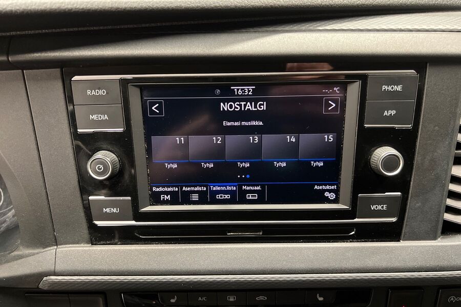 Volkswagen Transporter vaihtoauto