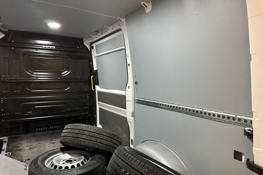 Volkswagen Crafter vaihtoauto