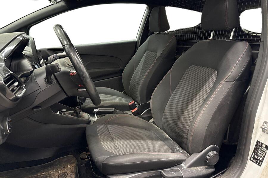 Ford Fiesta Van vaihtoauto