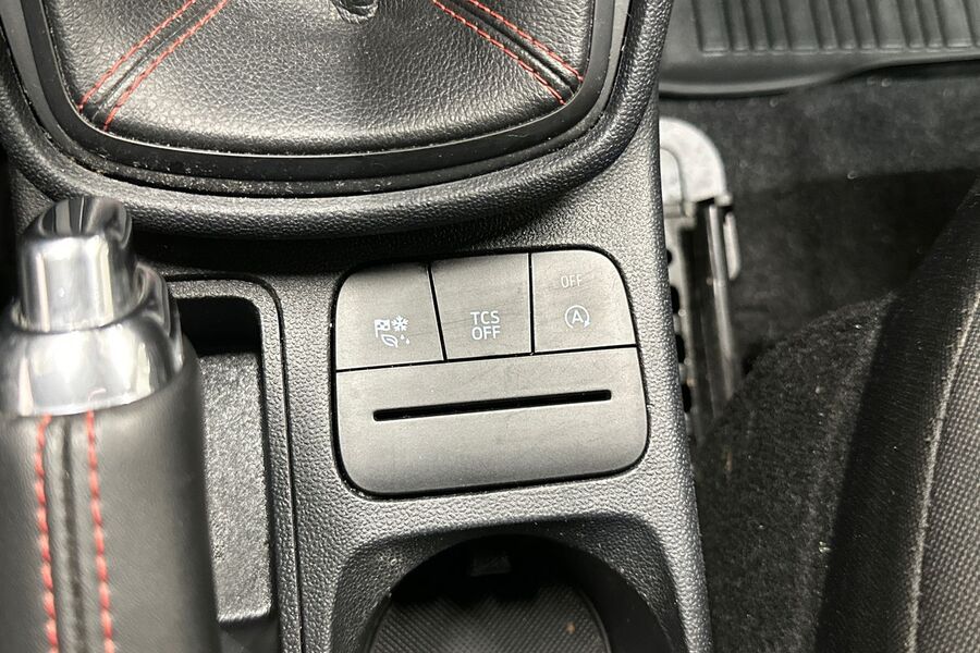 Ford Fiesta Van vaihtoauto