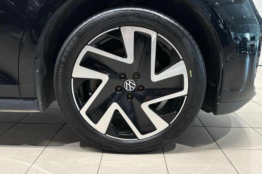 Volkswagen ID. Buzz vaihtoauto