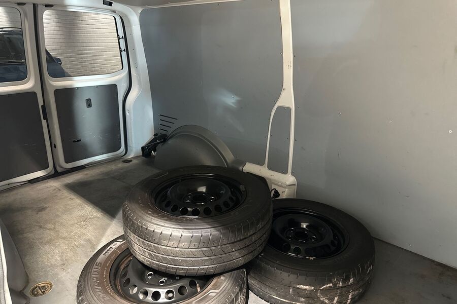 Volkswagen Transporter vaihtoauto