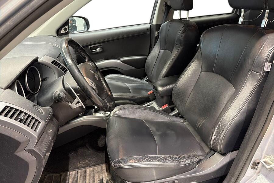 Mitsubishi Outlander vaihtoauto