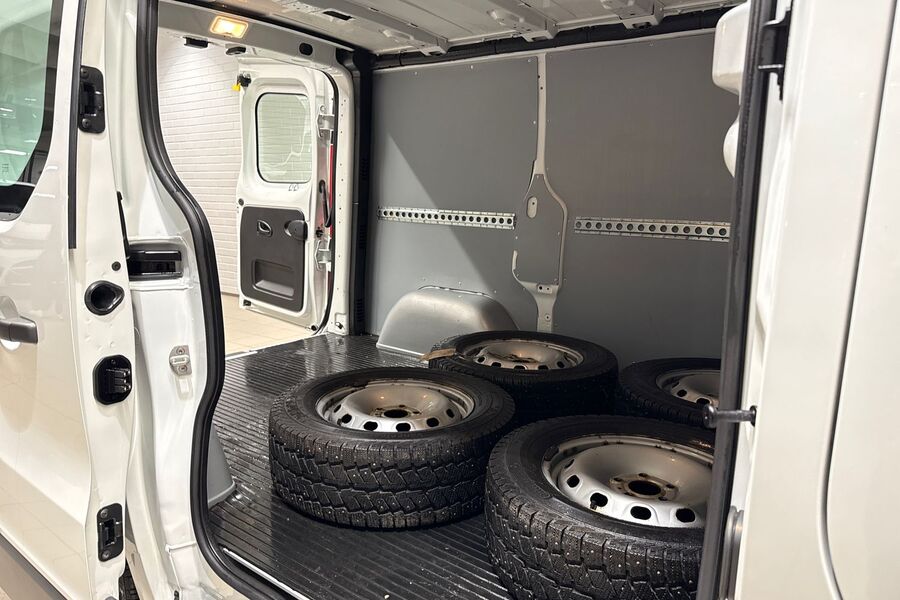 Opel Vivaro vaihtoauto