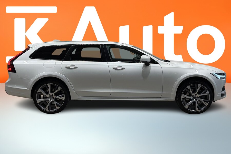 Volvo V90 Cross Country vaihtoauto