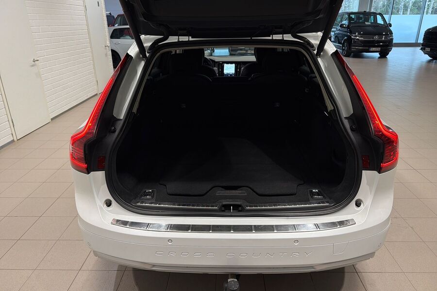 Volvo V90 Cross Country vaihtoauto