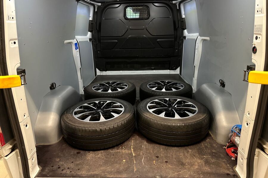 Ford Transit Custom vaihtoauto