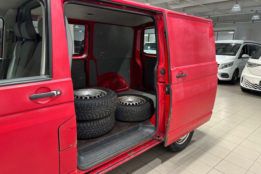 Volkswagen Transporter vaihtoauto