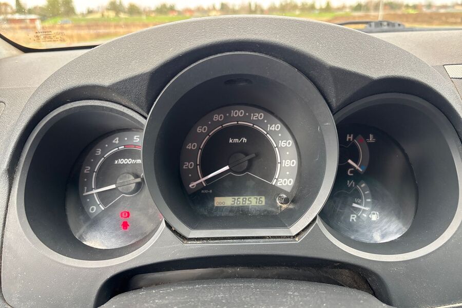 Toyota Hilux vaihtoauto