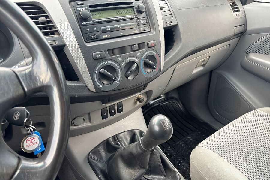 Toyota Hilux vaihtoauto