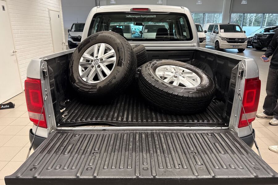 Volkswagen Amarok vaihtoauto