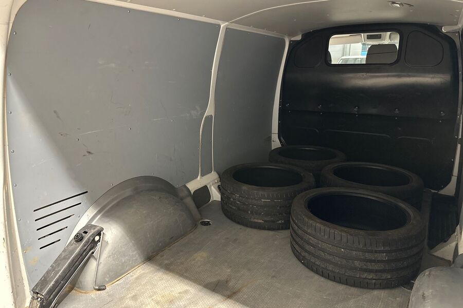 Volkswagen Transporter vaihtoauto