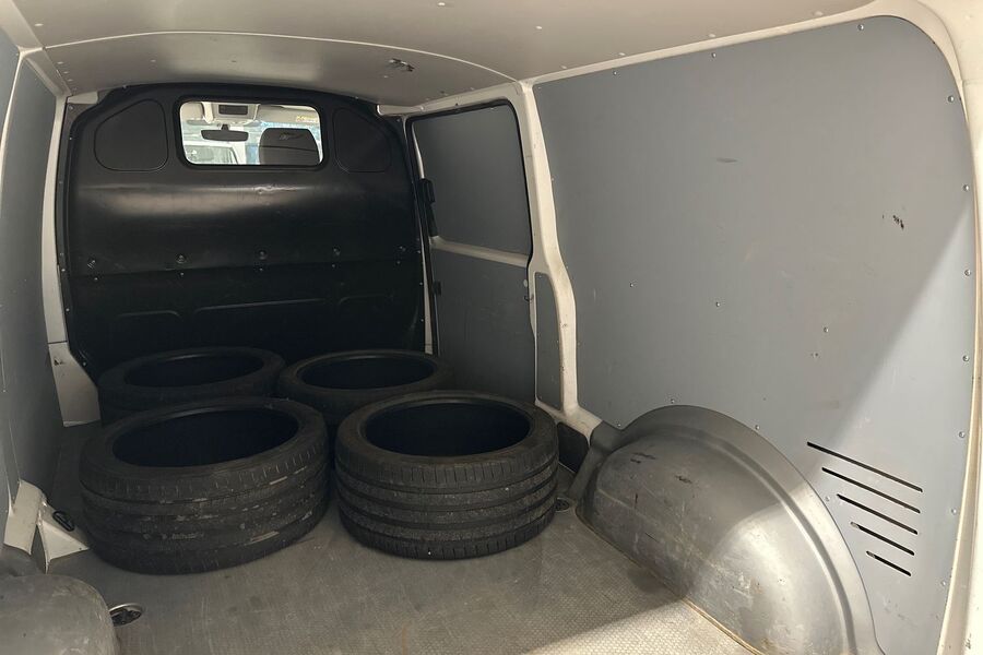 Volkswagen Transporter vaihtoauto