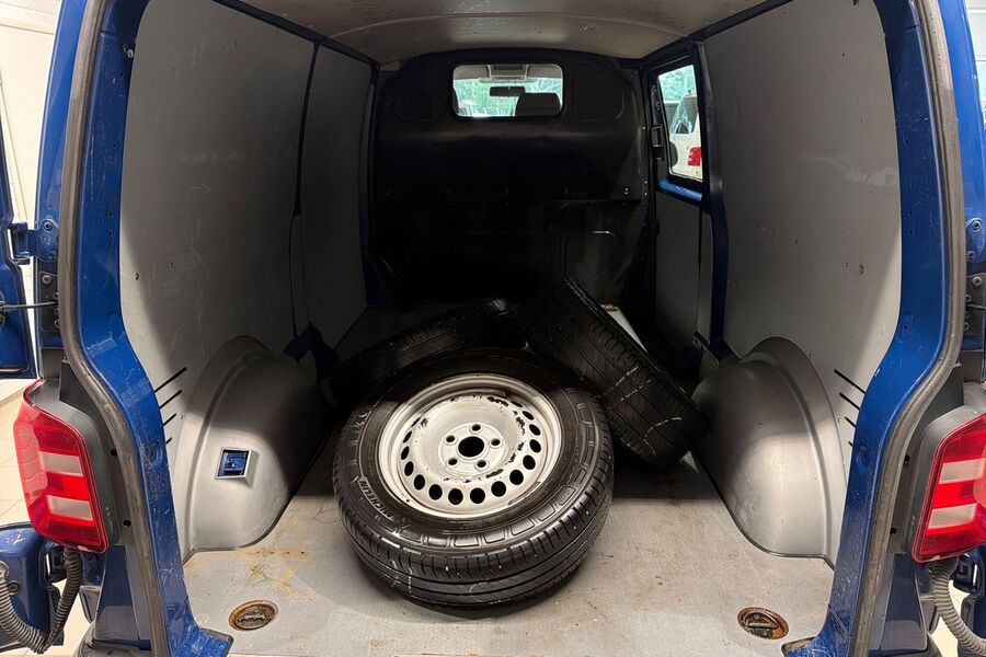 Volkswagen Transporter vaihtoauto