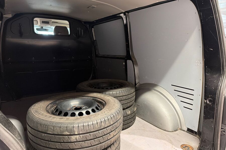 Volkswagen Transporter vaihtoauto