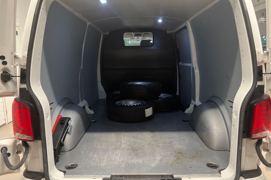 Volkswagen Transporter vaihtoauto