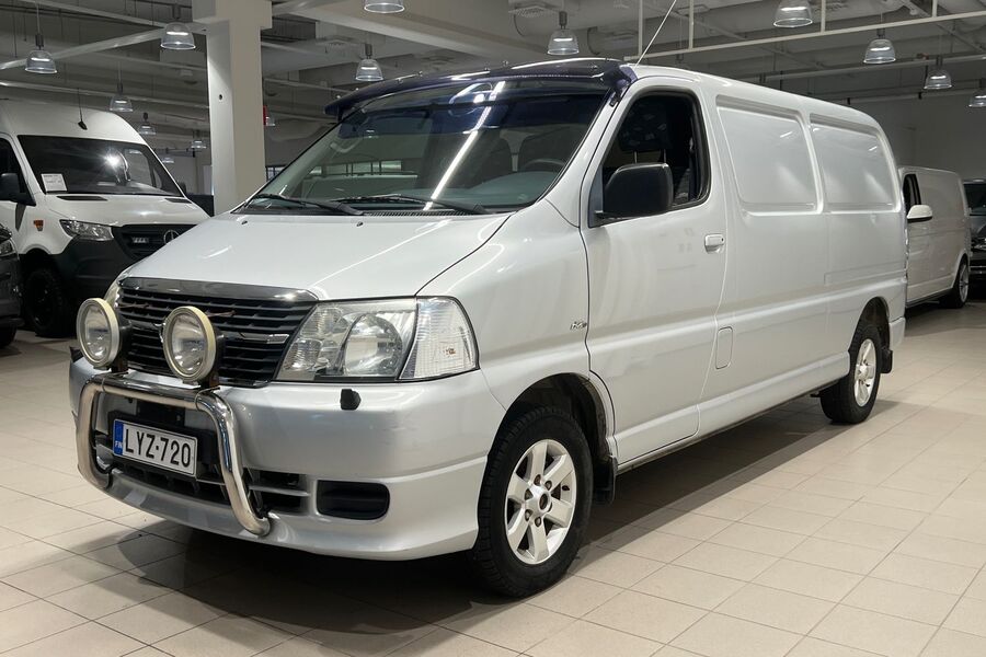 Toyota Hiace vaihtoauto
