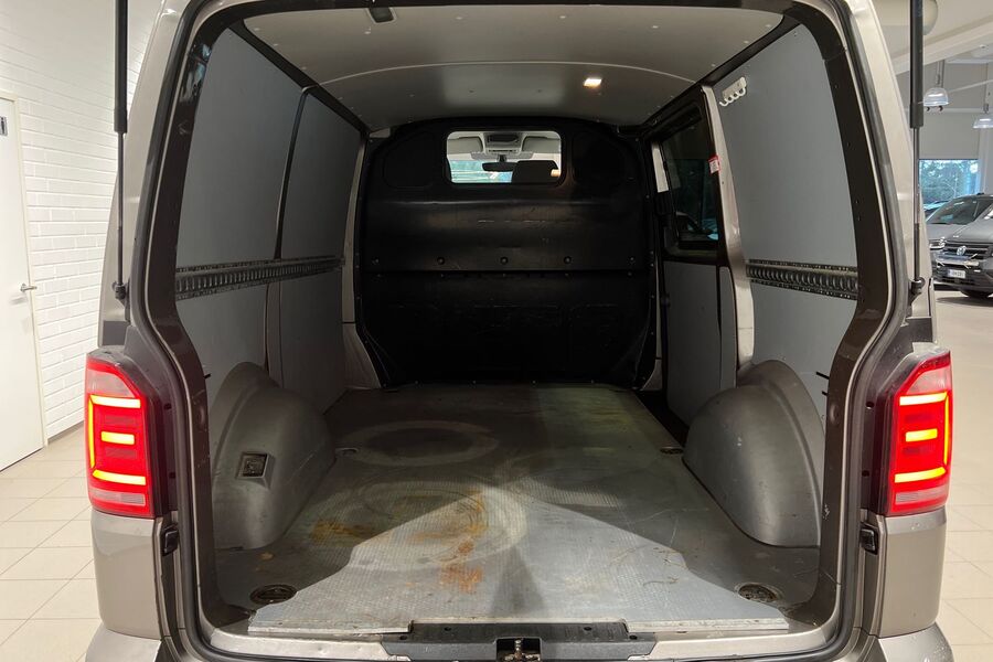 Volkswagen Transporter vaihtoauto