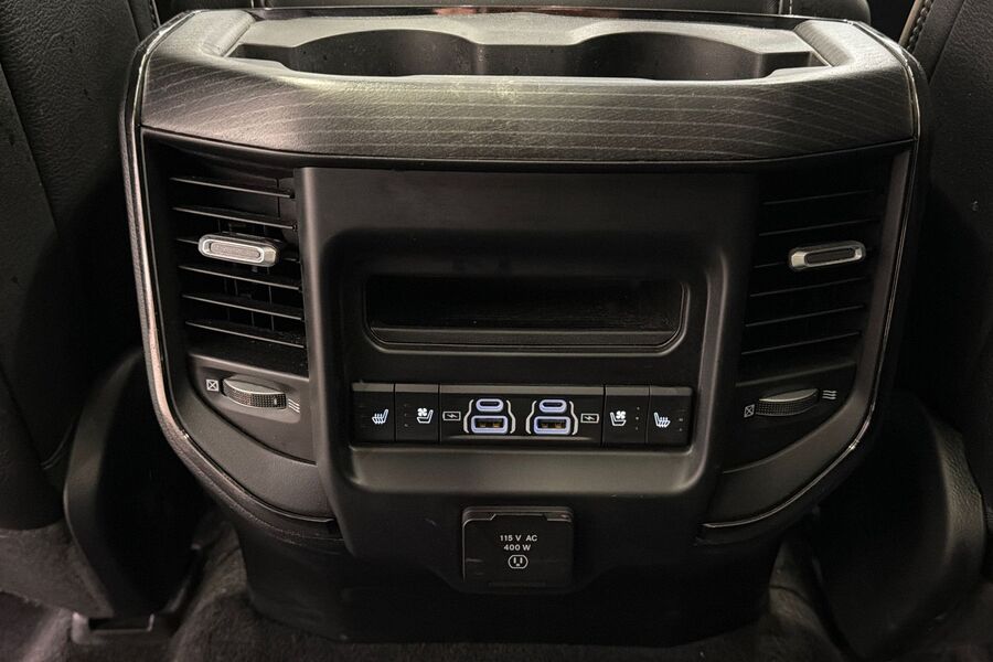 Dodge Ram vaihtoauto